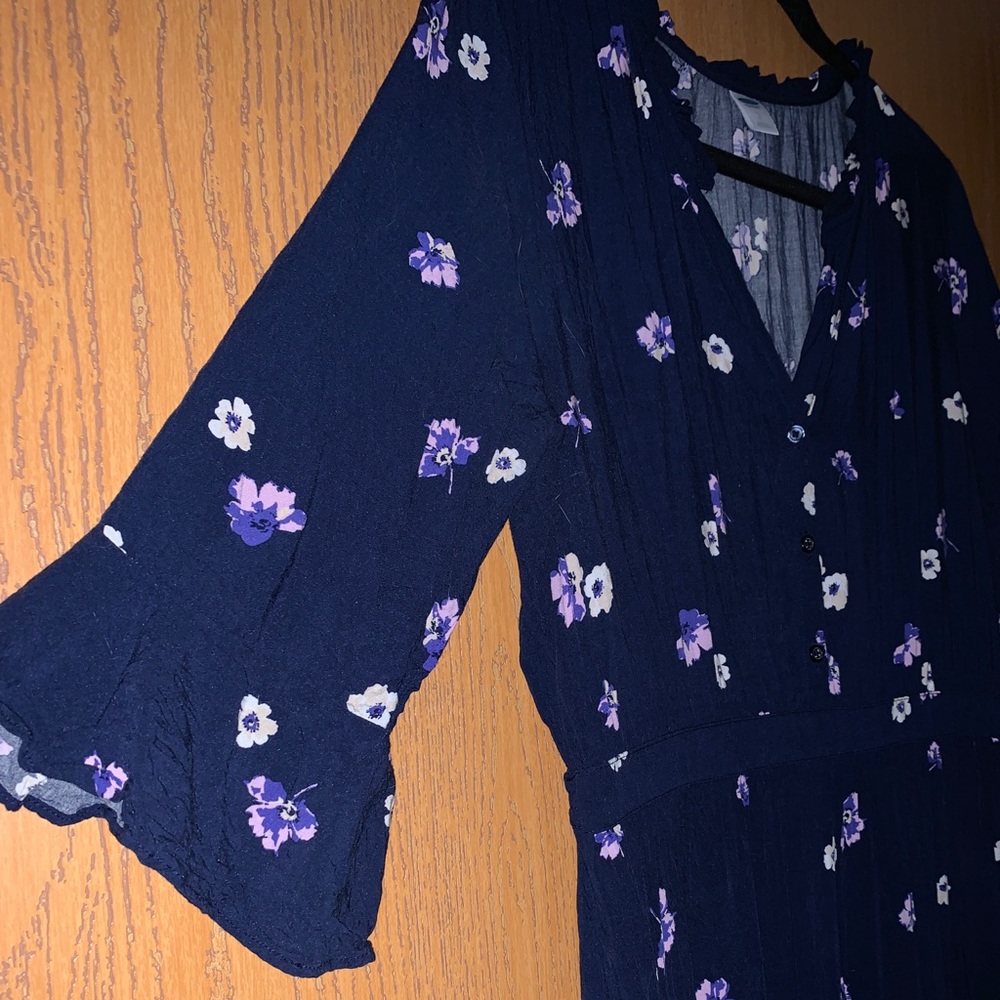 Old navy dress - Picture 1 of 3